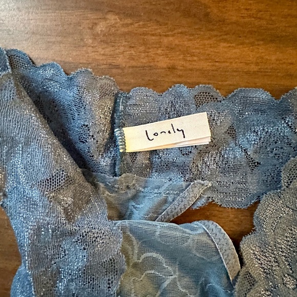 Never Worn. Lonely Lingerie Set 34/B/M - Picture 3 of 5